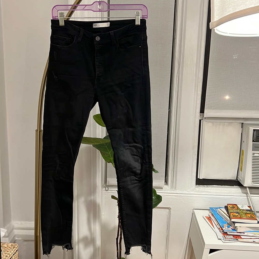 Black Distressed Skinny Jeans